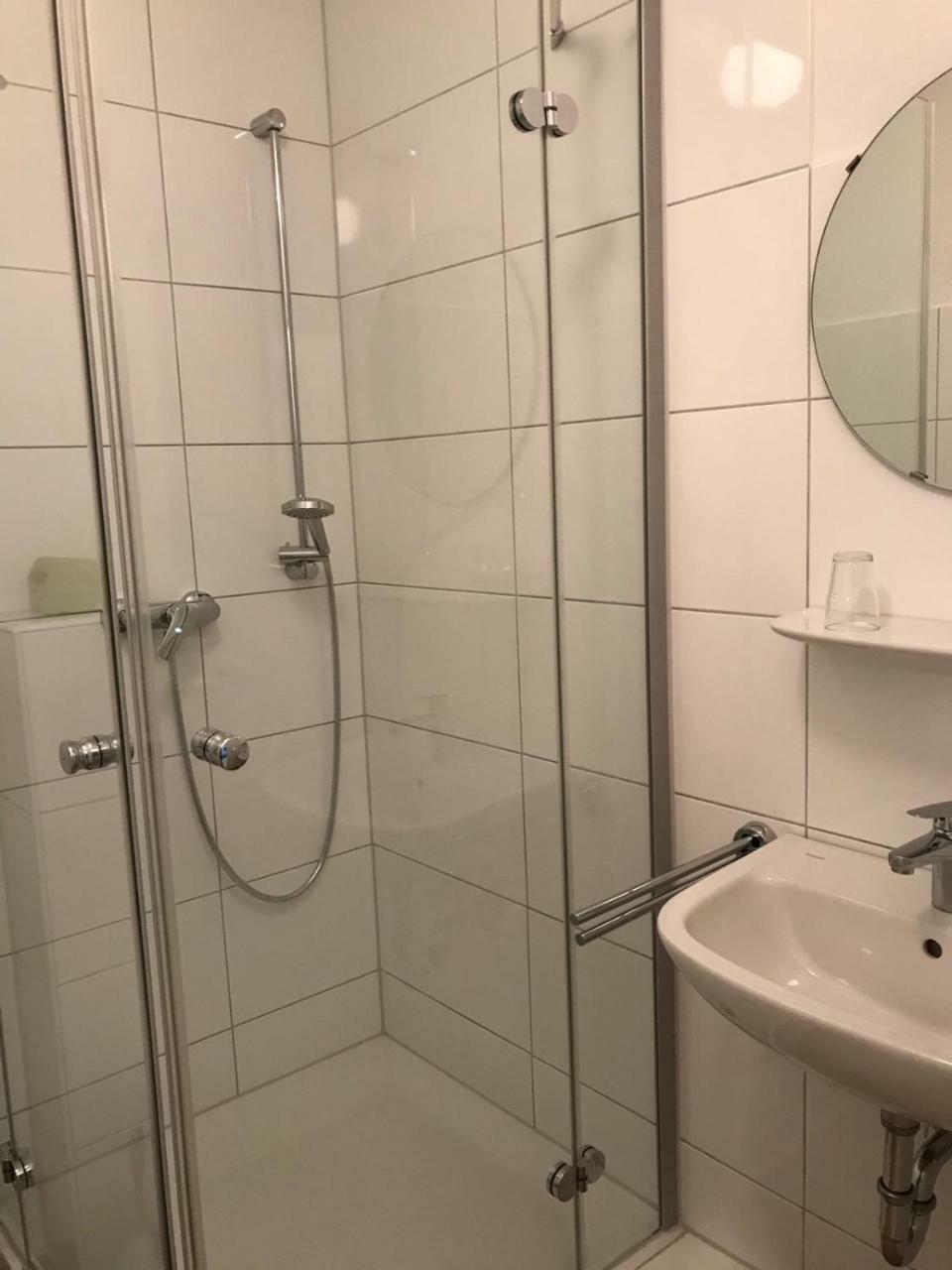 Kleine Moewe Aparthotel Nessmersiel Ngoại thất bức ảnh